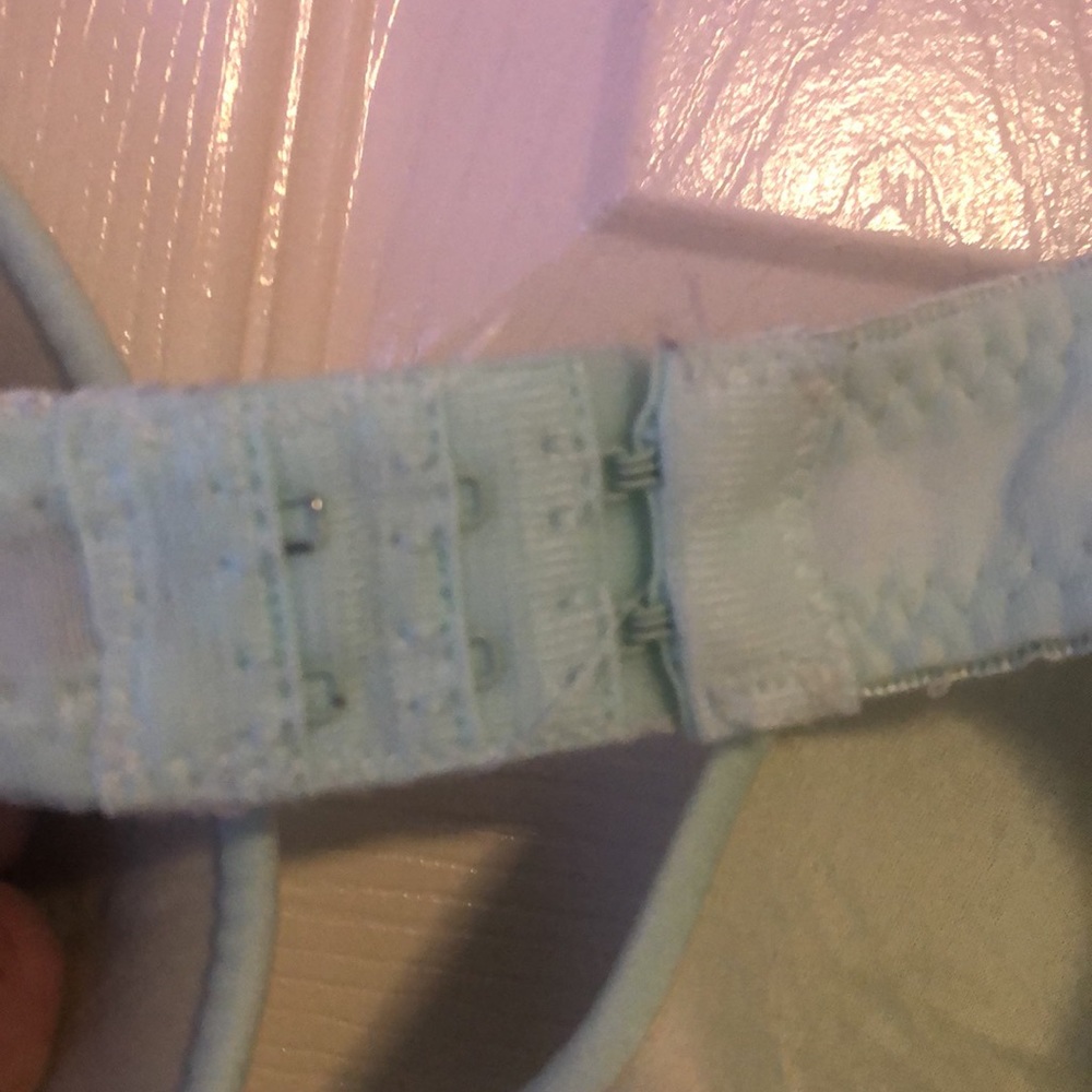 Always a Flirt bra. Size 34C. Gently worn. - Picture 5 of 6